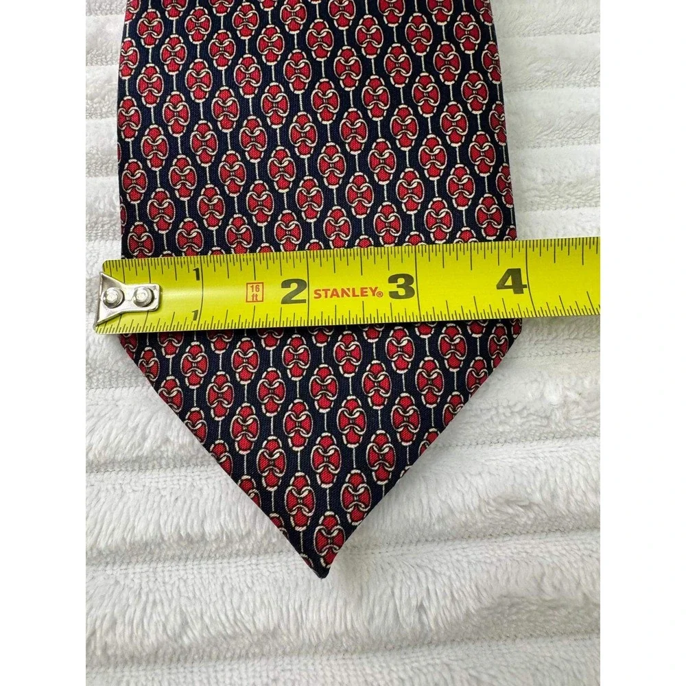 Man Road Mens Silk Necktie Navy Blue Red Geometric Chain Link Handmade Tie